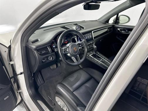 2021 Porsche Macan S