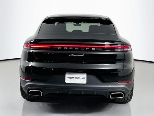 2026 Porsche Cayenne AWD