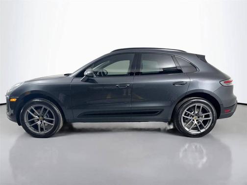 Volcano Grey Metallic 2026 Porsche Macan