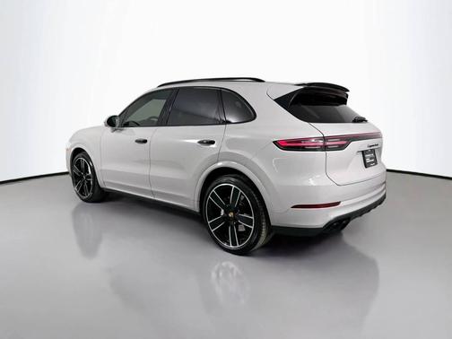 2020 Porsche Cayenne 