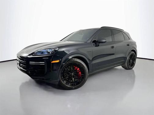 2025 Porsche Cayenne 