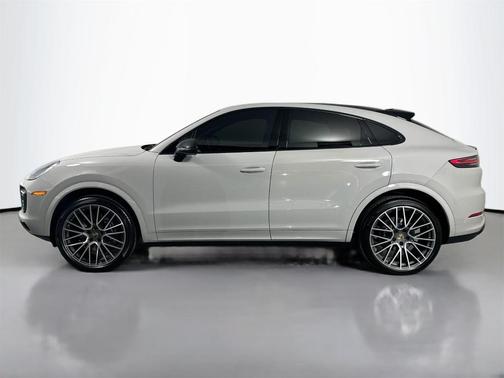 2022 Porsche Cayenne