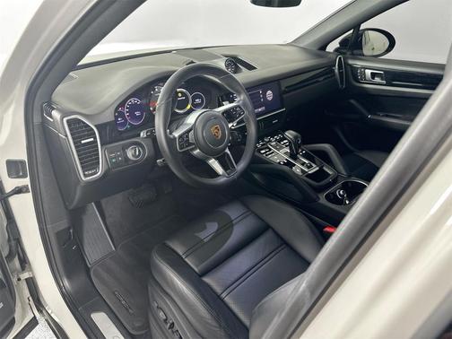 2022 Porsche Cayenne