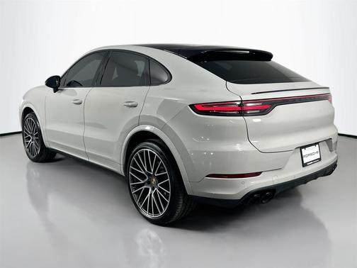 2022 Porsche Cayenne