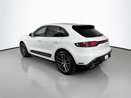 2023 Porsche Macan 