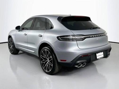 2025 Porsche Macan 