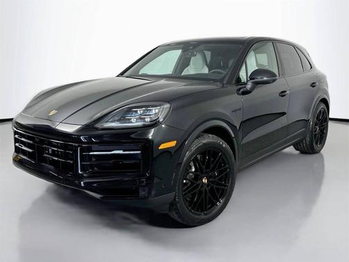 2025 Porsche Cayenne 