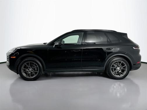 2024 Porsche Cayenne Base