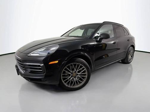 2023 Porsche Cayenne 