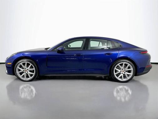2026 Porsche Panamera 