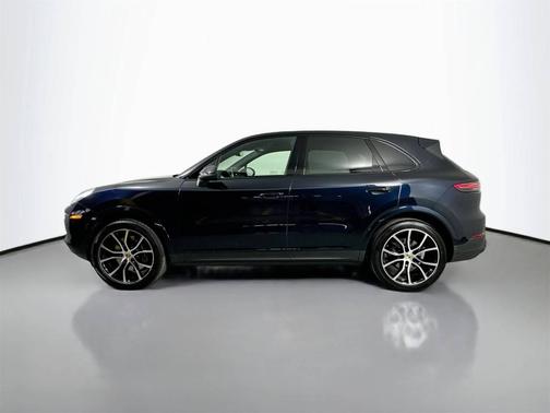 2023 Porsche Cayenne 