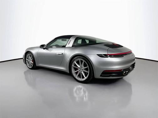 2021 Porsche 911 