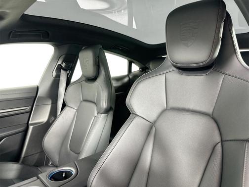 2025 Porsche Taycan Base