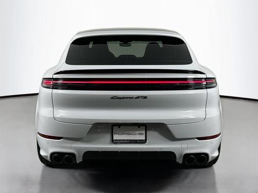 2026 Porsche Cayenne GTS