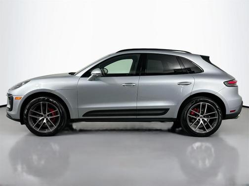 2022 Porsche Macan S