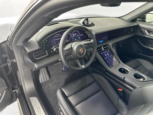 2025 Porsche Taycan 4