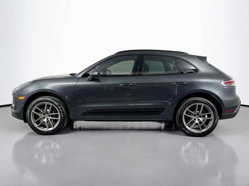 Volcano Grey Metallic 2025 Porsche Macan