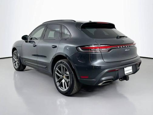 Volcano Grey Metallic 2025 Porsche Macan