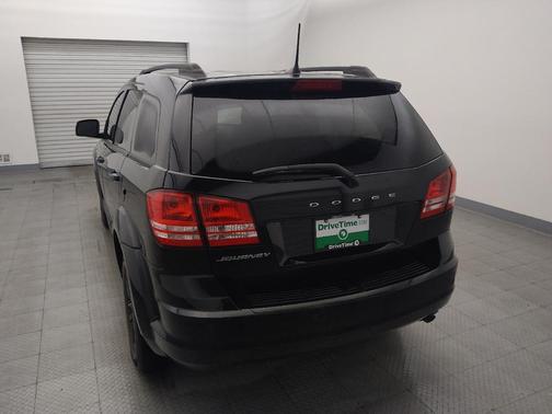 Pitch Black Clearcoat 2020 Dodge Journey SE Value