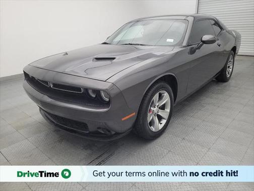 2016 Dodge Challenger SXT