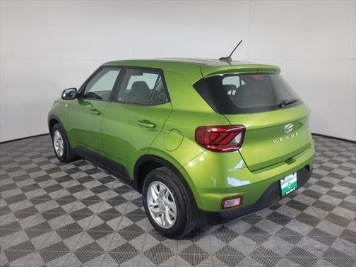 2024 Hyundai VENUE SE
