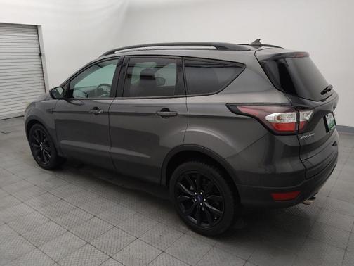 Magnetic Metallic 2018 Ford Escape SE