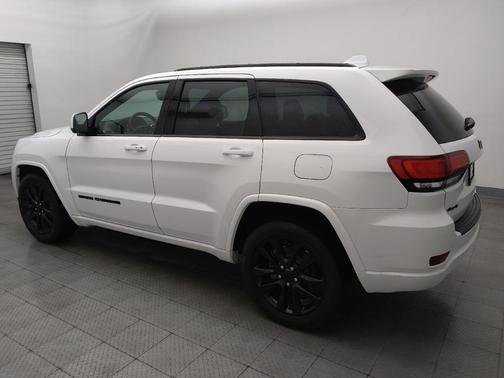 Bright White Clearcoat 2018 Jeep Grand Cherokee Altitude