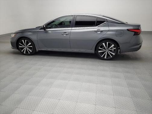 2020 Nissan Altima SR FWD