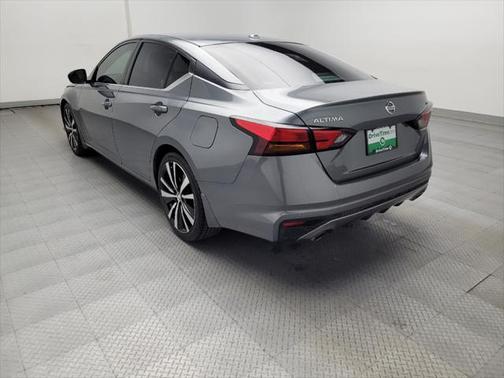 2020 Nissan Altima SR FWD