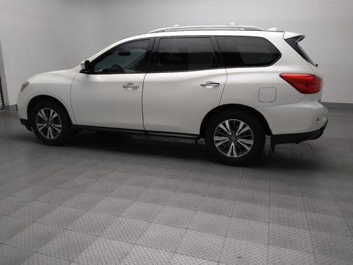 2020 Nissan Pathfinder SL 2WD