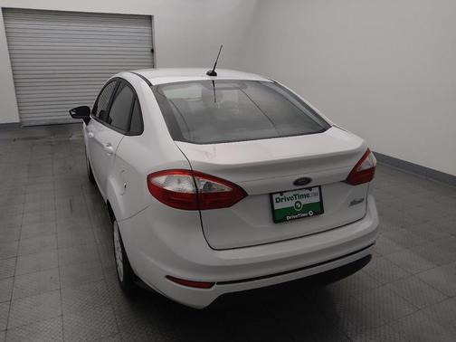 Oxford White 2018 Ford Fiesta S