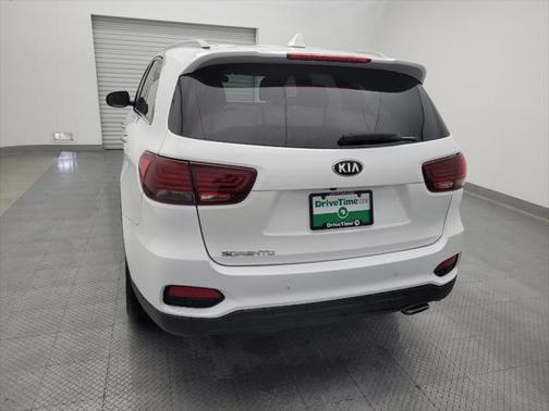 2019 Kia Sorento LX