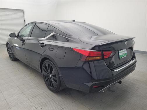2022 Nissan Altima SR FWD