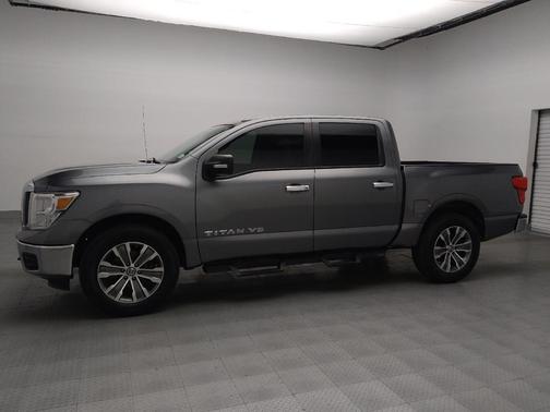 2018 Nissan Titan SV