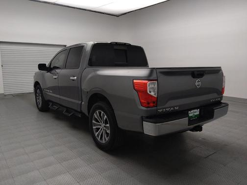 2018 Nissan Titan SV