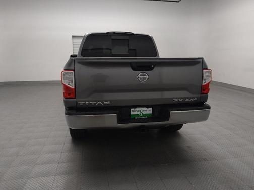 2018 Nissan Titan SV