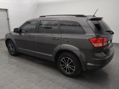Granite Pearlcoat 2017 Dodge Journey SE