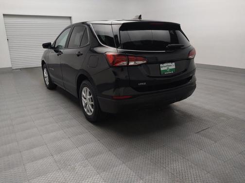 Mosaic Black Metallic 2024 Chevrolet Equinox LS