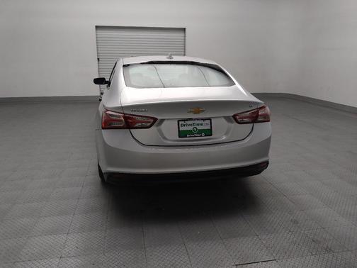 2021 Chevrolet Malibu FWD LT