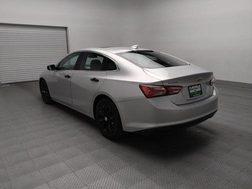 2021 Chevrolet Malibu FWD LT