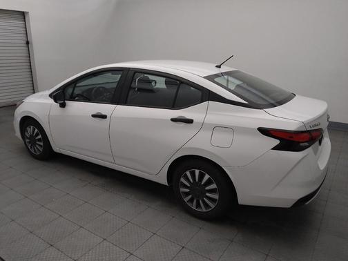 Fresh Powder 2022 Nissan Versa 1.6 S