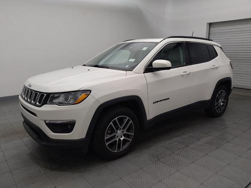 White Clearcoat 2019 Jeep Compass Latitude