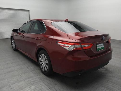 2019 Toyota Camry Hybrid LE