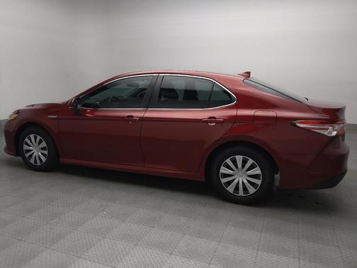 2019 Toyota Camry Hybrid LE