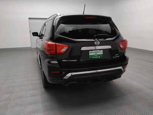 2017 Nissan Pathfinder Platinum