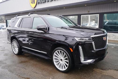 2022 Cadillac Escalade Luxury