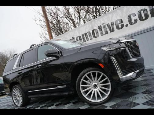 2022 Cadillac Escalade Luxury