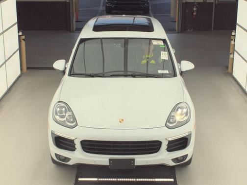 2016 Porsche Cayenne AWD 4dr