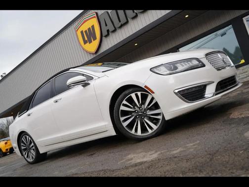 2017 Lincoln MKZ Base