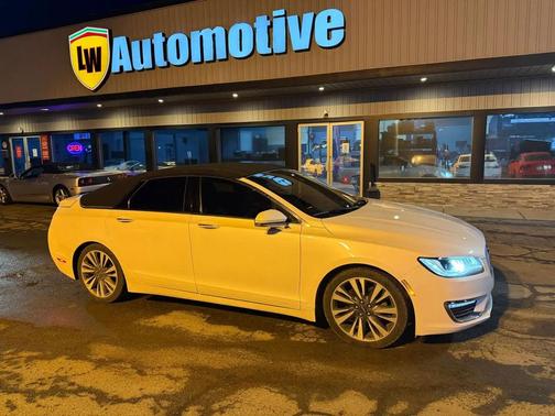 2017 Lincoln MKZ Base